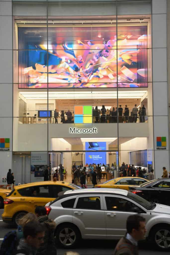 busy Microsoft store